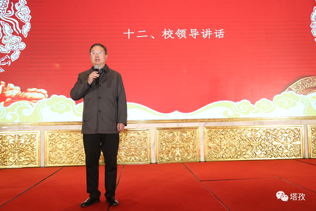 江蘇海洋大學(xué)校長(zhǎng)、校友總會(huì)會(huì)長(zhǎng)寧曉明.jpg